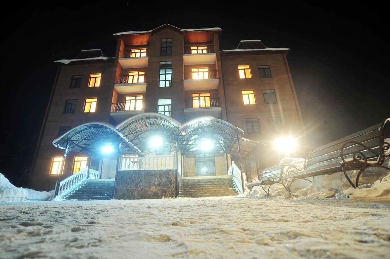 Hotel Pansionat Paradiz Polyana  Esterno foto