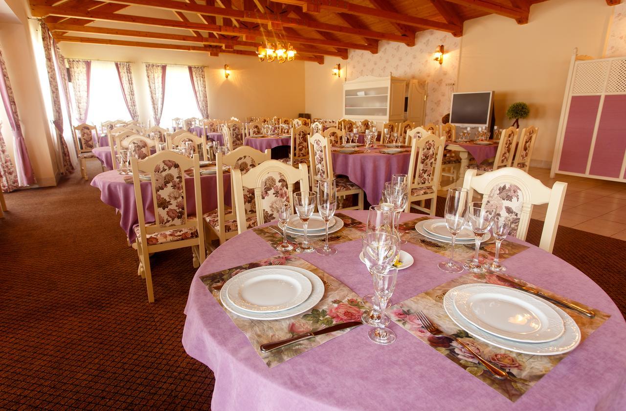 Hotel Pansionat Paradiz Polyana  Esterno foto